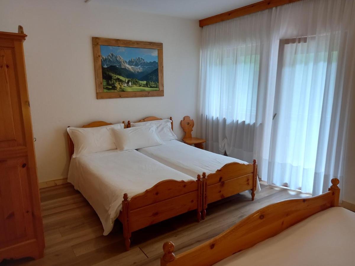 Albergo Scoiattolo Фалькаде Экстерьер фото