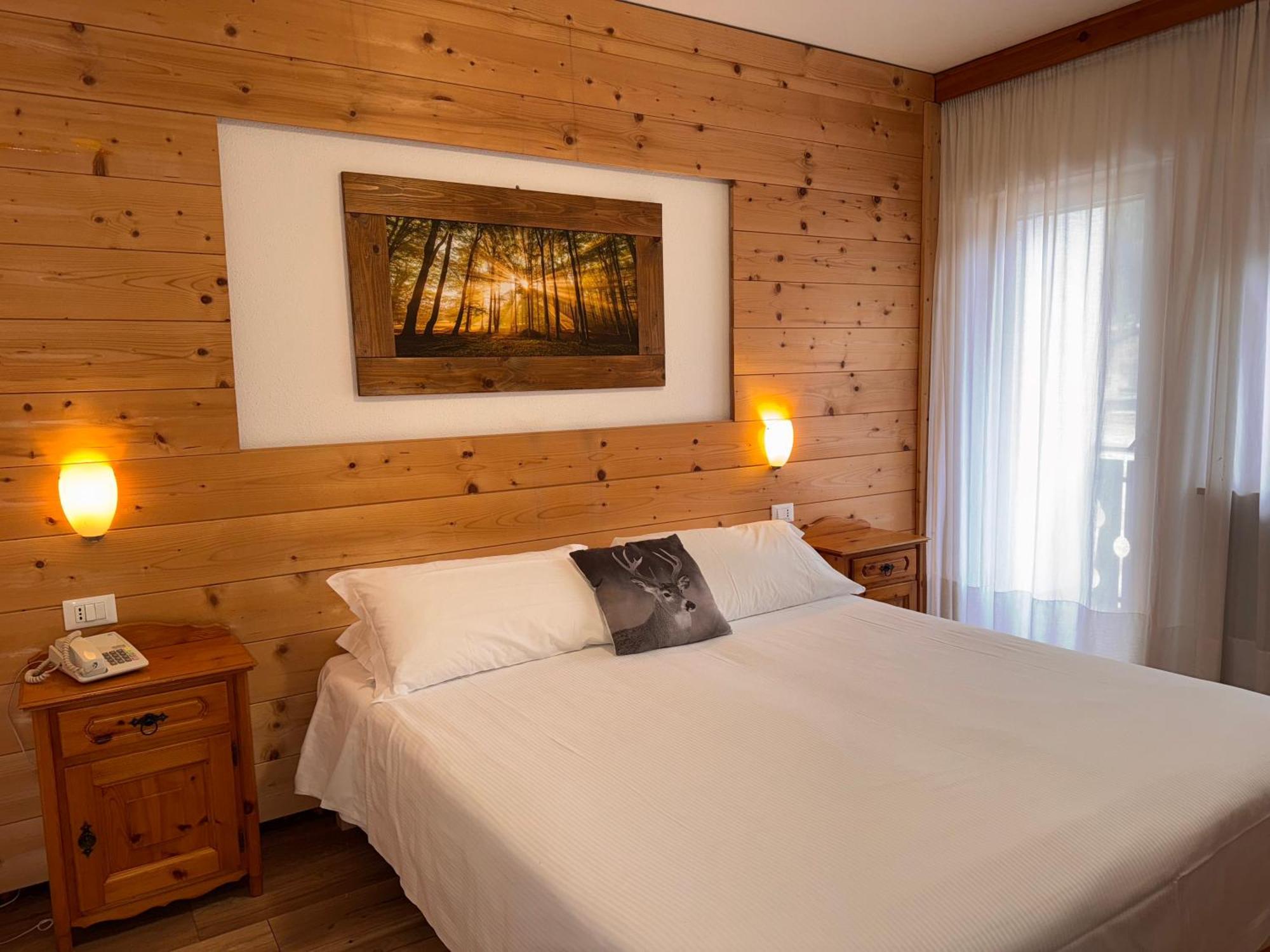 Albergo Scoiattolo Фалькаде Экстерьер фото